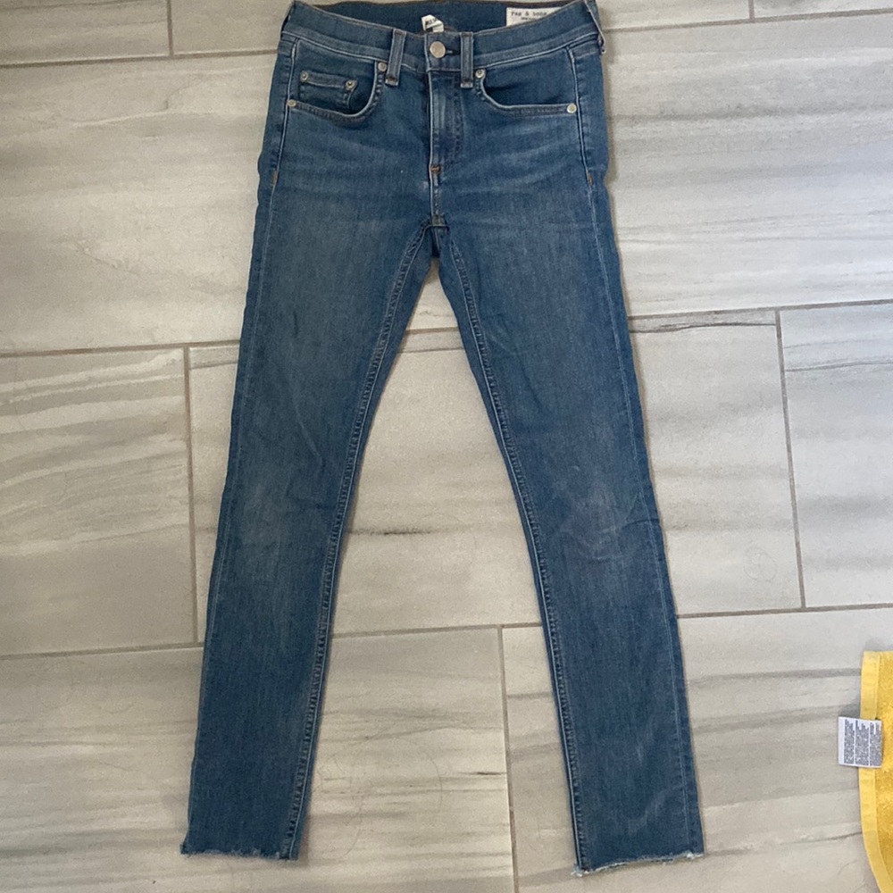 Rag and Bone jeans in a size 23 in great condition